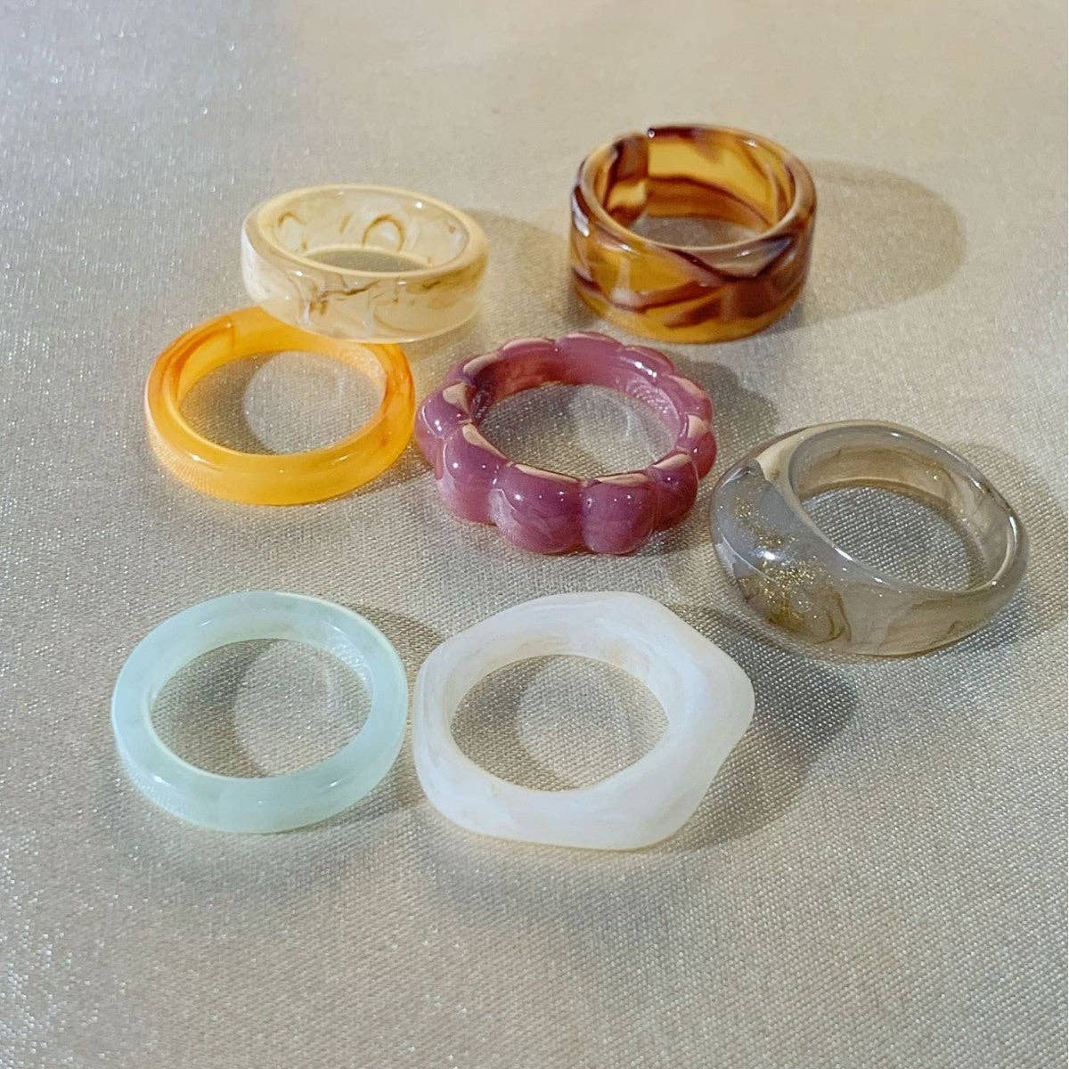7-Piece Resin Ring Set - Style 2