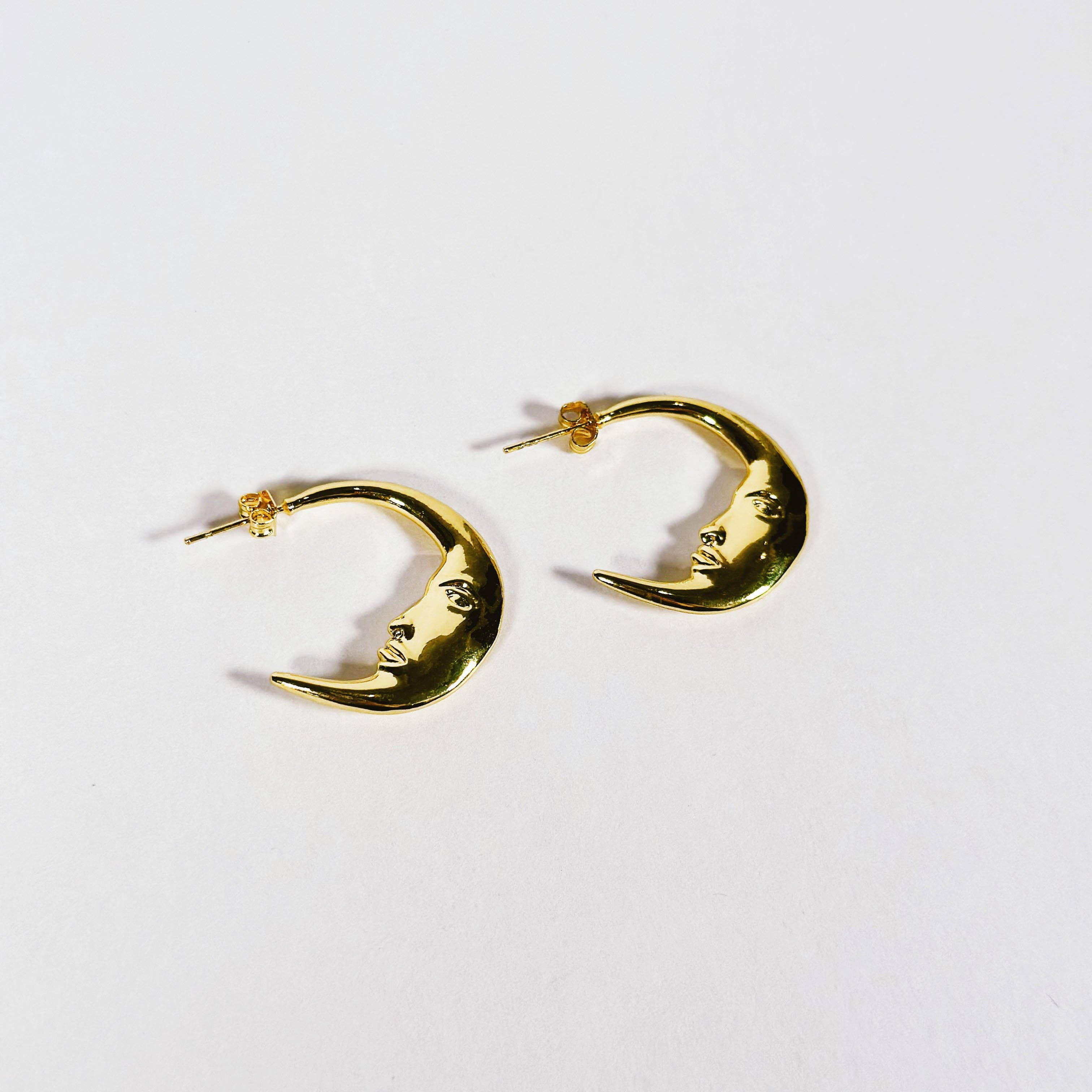La Luna Hoops
