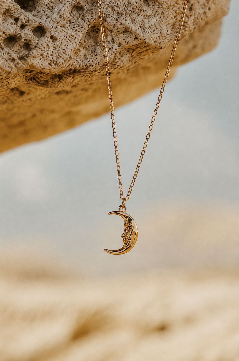 Simple Vintage Crescent Necklace